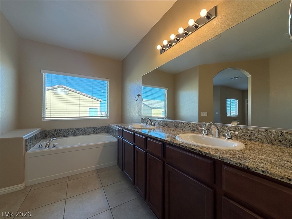 6176 Jennings Cove Court - Photo 23