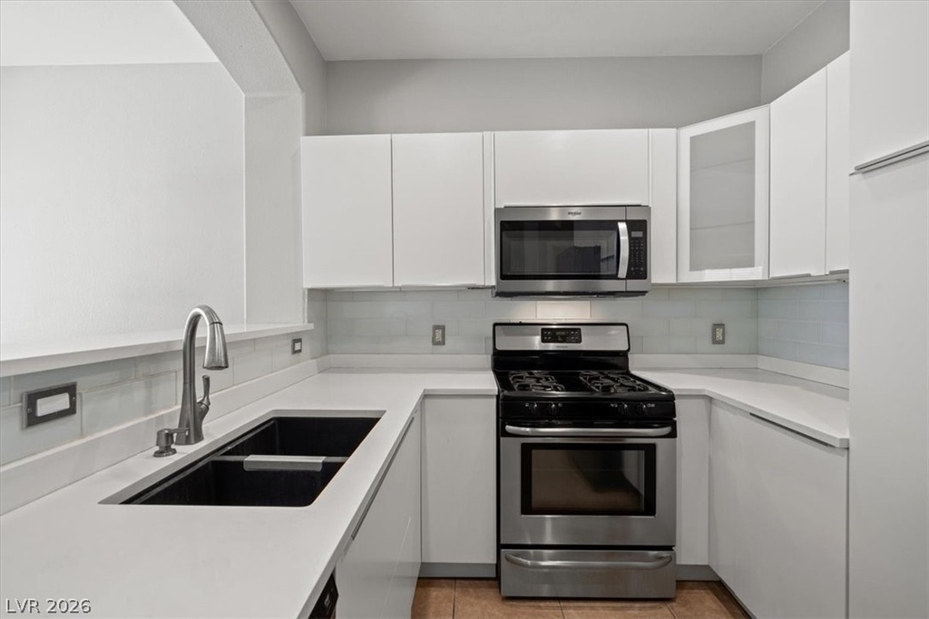 1200 Nevada Sky Street - Photo 7
