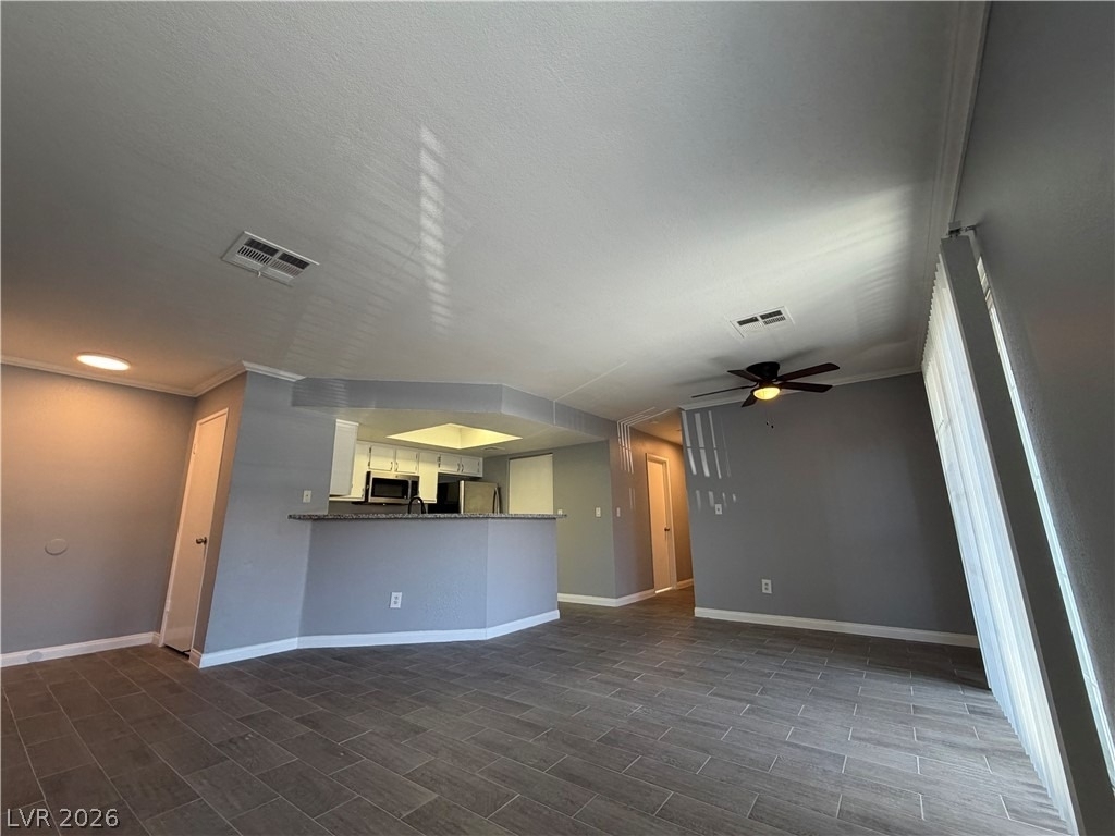 8600 W Charleston Boulevard - Photo 4
