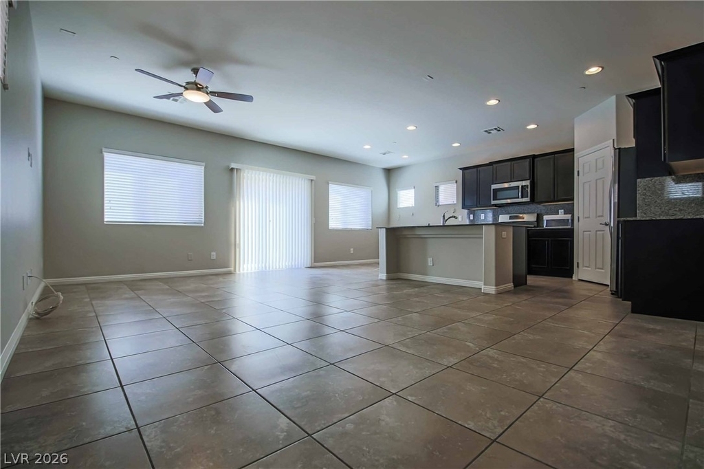 1143 Jesse Harbor Avenue - Photo 4