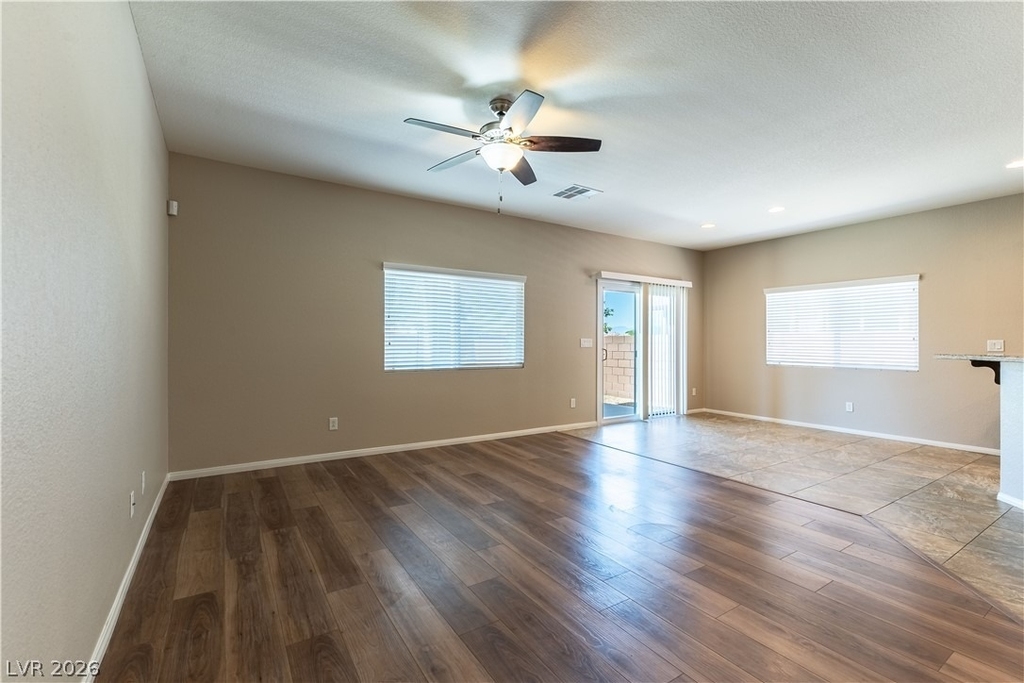 205 Dela Cruz Avenue - Photo 11