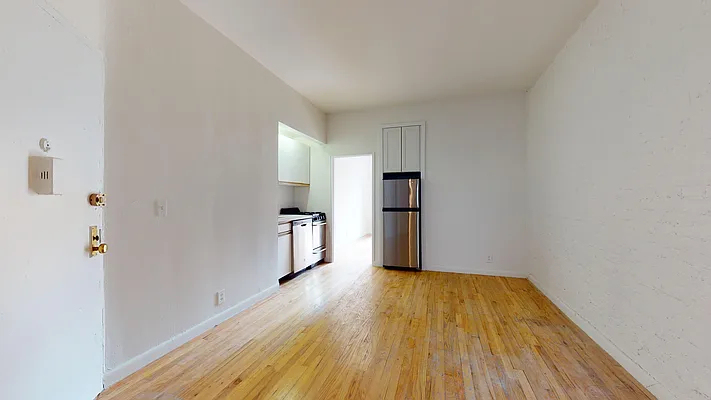 334 East 93rd Street - Photo 3