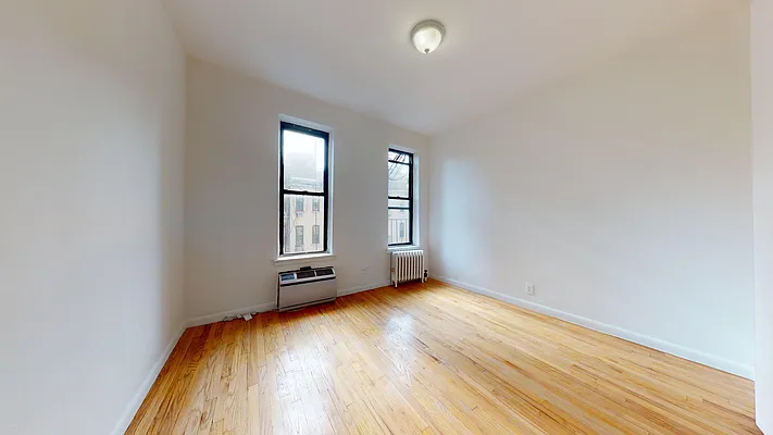 334 East 93rd Street - Photo 4