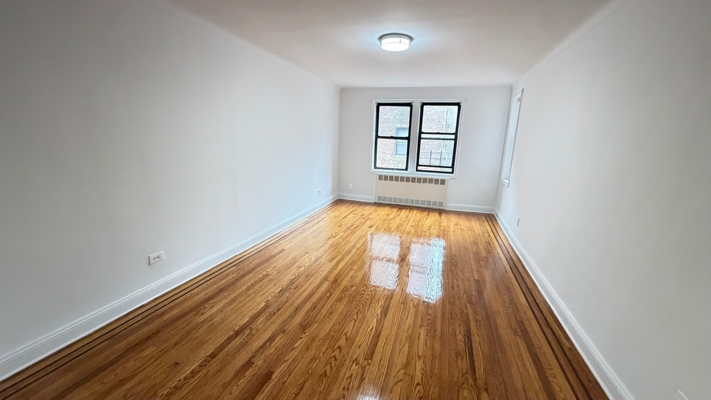 65-65 Booth Street - Photo 10
