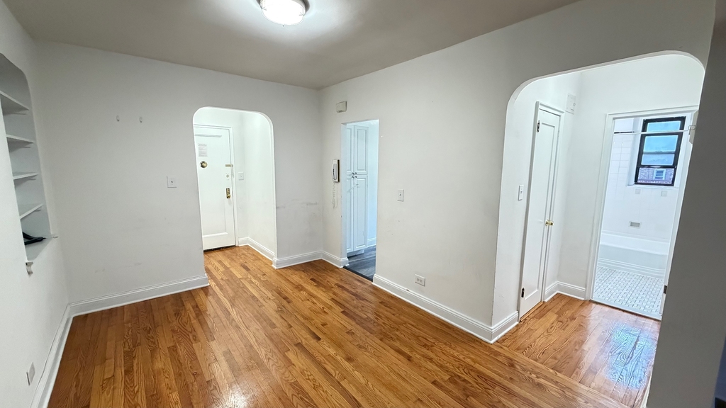 65-65 Booth Street - Photo 14