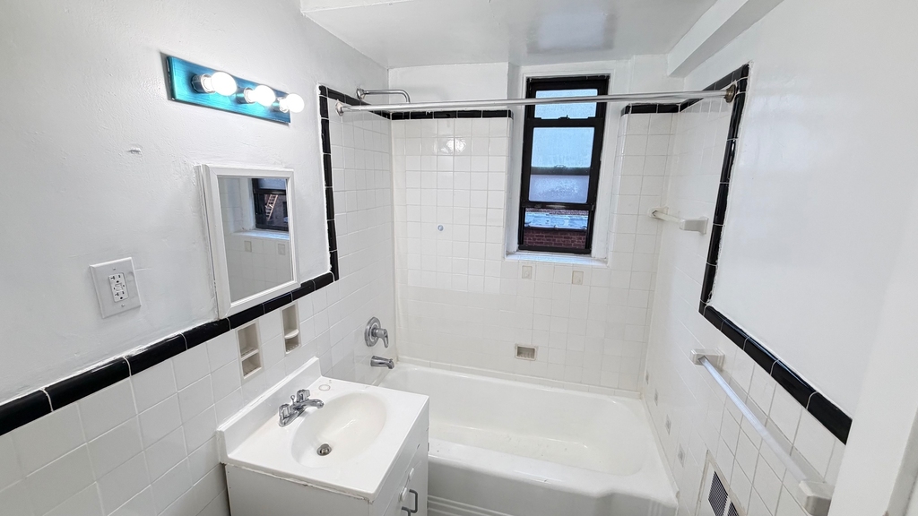 65-65 Booth Street - Photo 16