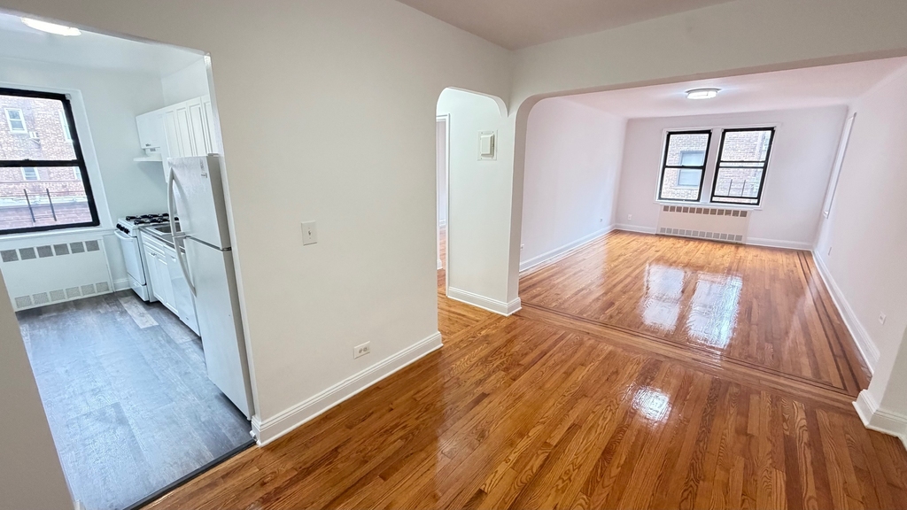 65-65 Booth Street - Photo 8