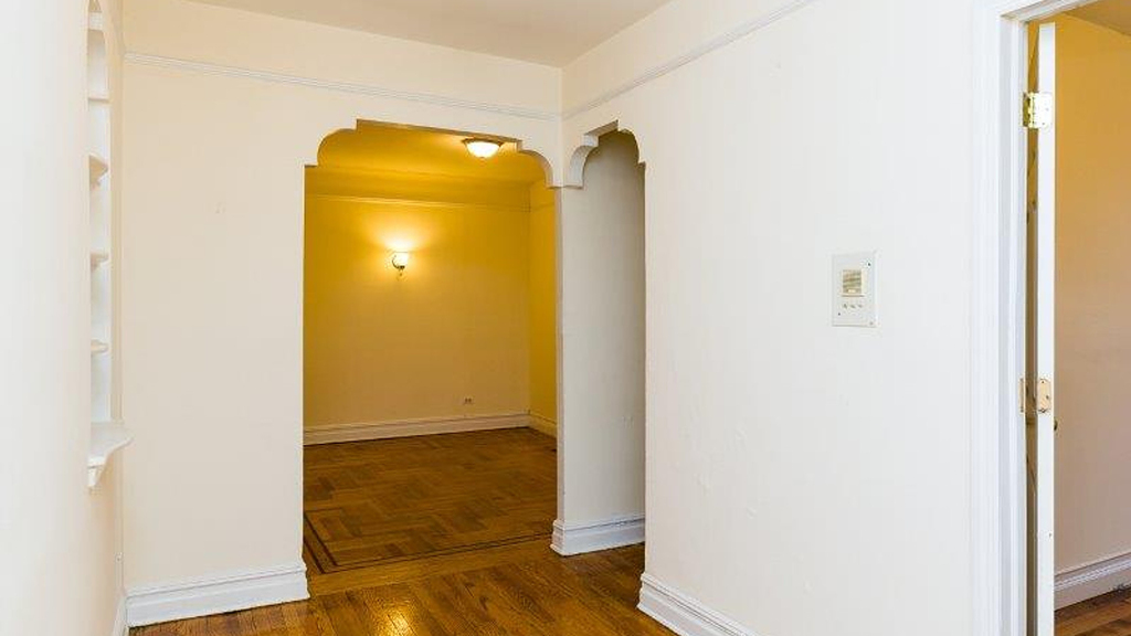 102 Albemarle Rd - Photo 1