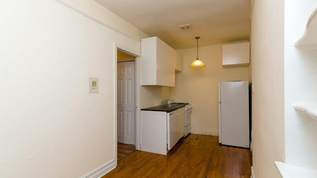 102 Albemarle Rd - Photo 6