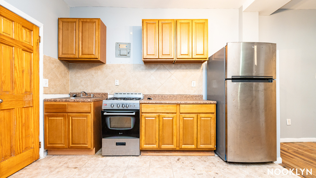 91 W 119th St - Photo 5