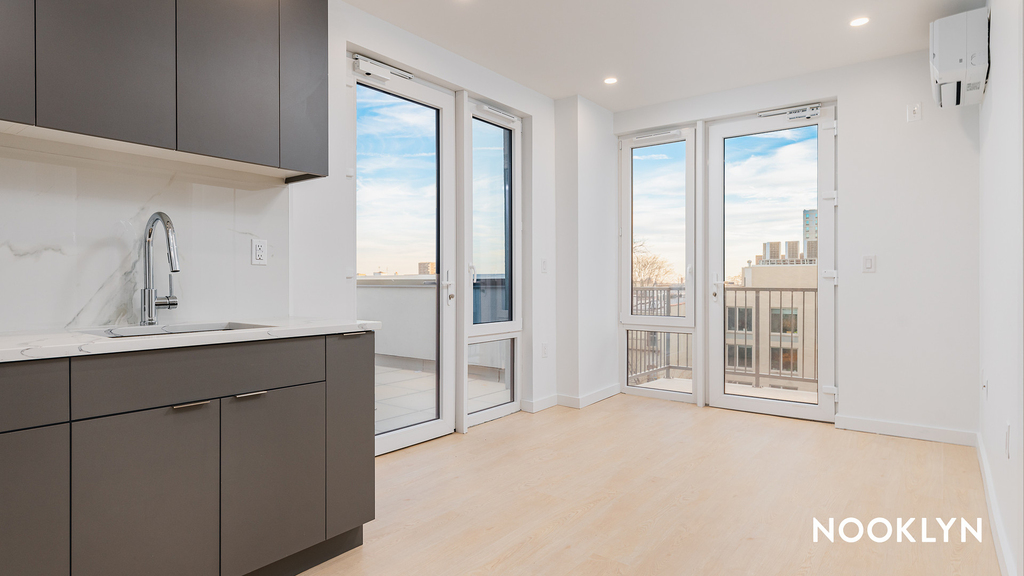 1499 Bedford Ave - Photo 0