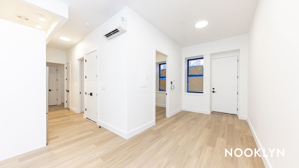 589 Knickerbocker Ave - Photo 17