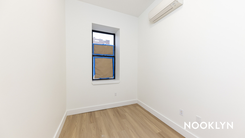 589 Knickerbocker Ave - Photo 9
