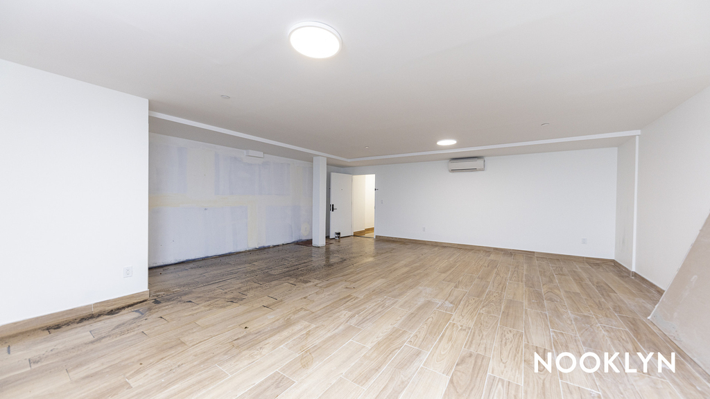 589 Knickerbocker Ave - Photo 3