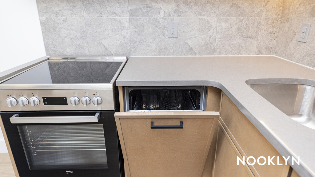 589 Knickerbocker Ave - Photo 10