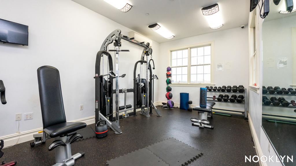 1359 Myrtle Ave  - Photo 3