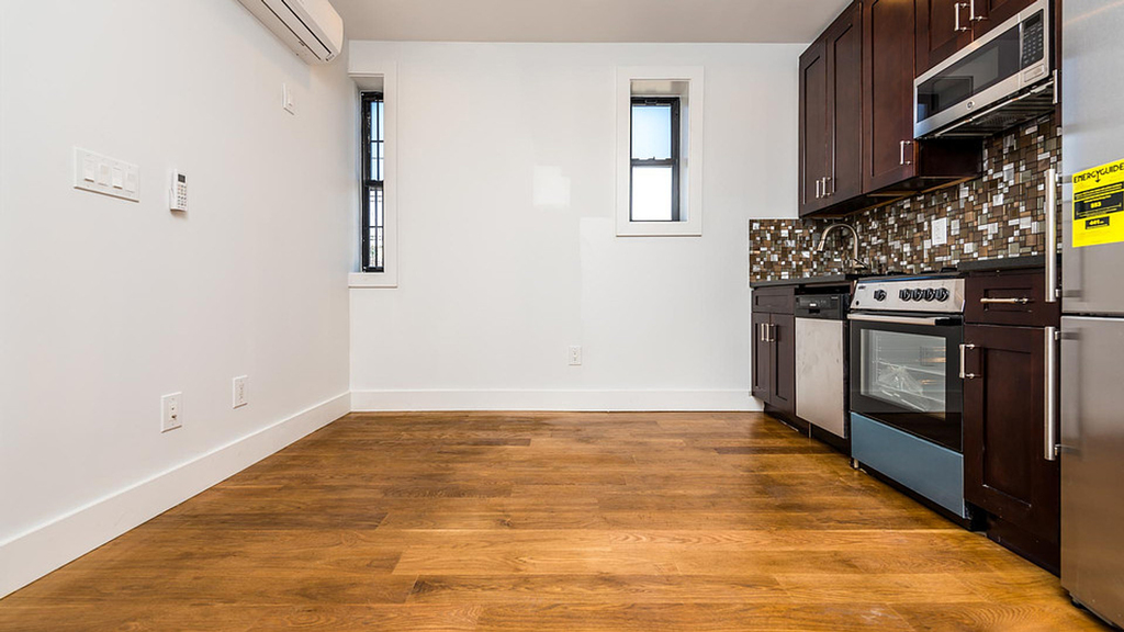 6702 60th St - Photo 9