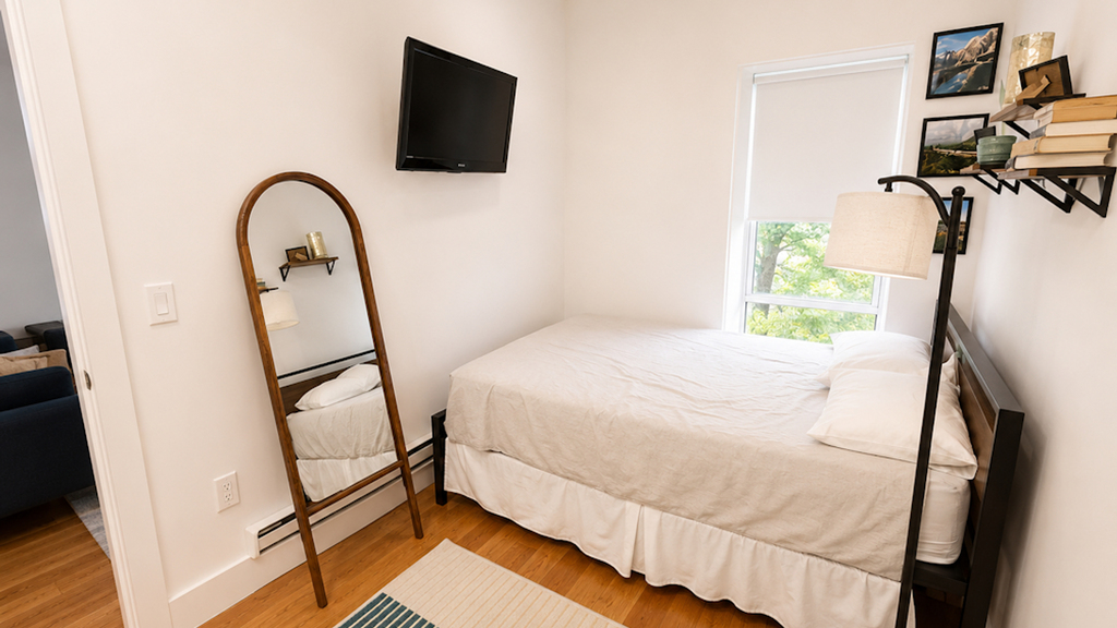 595 Eastern Pkwy - Photo 3