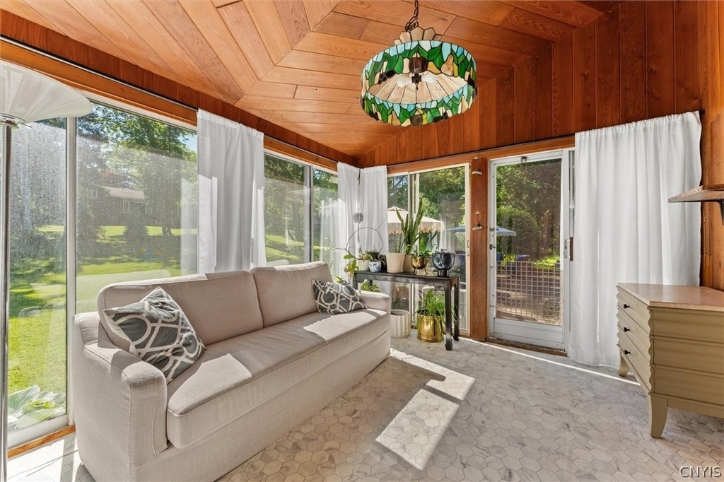 30 Lyndon Road - Photo 18