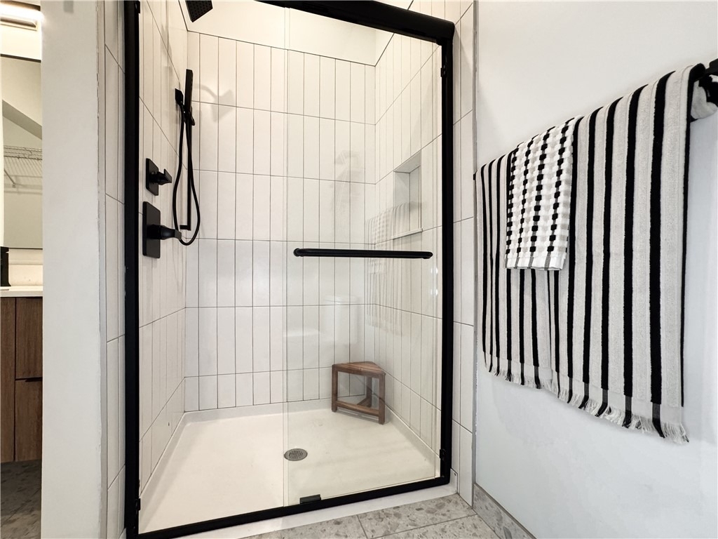 75 Monroe Avenue - Photo 9