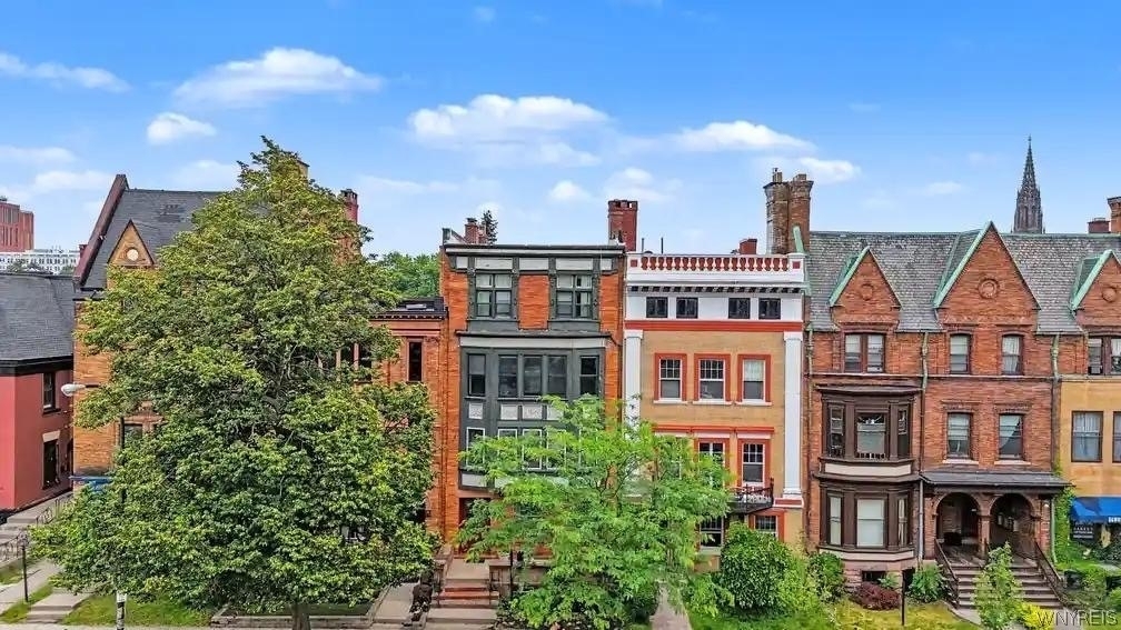 493 Delaware Avenue - Photo 6