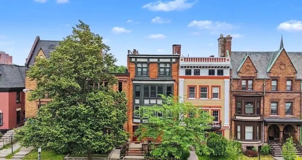 493 Delaware Avenue - Photo 43