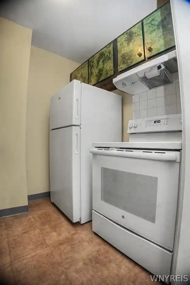 493 Delaware Avenue - Photo 33