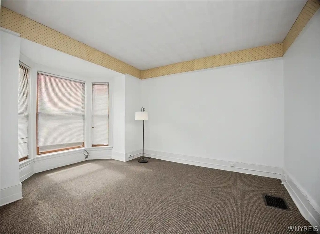 493 Delaware Avenue - Photo 10
