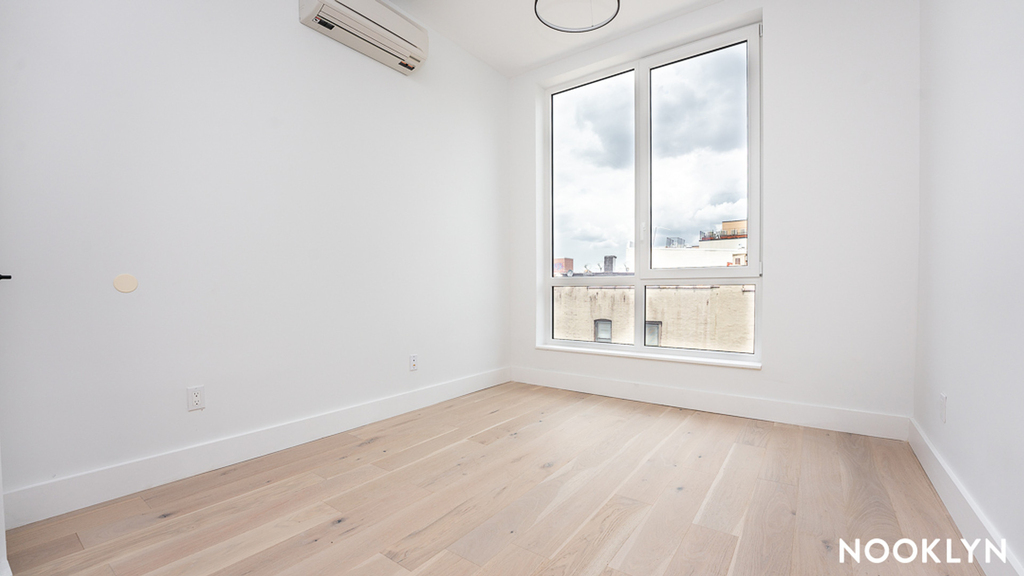 491 Evergreen Ave - Photo 13