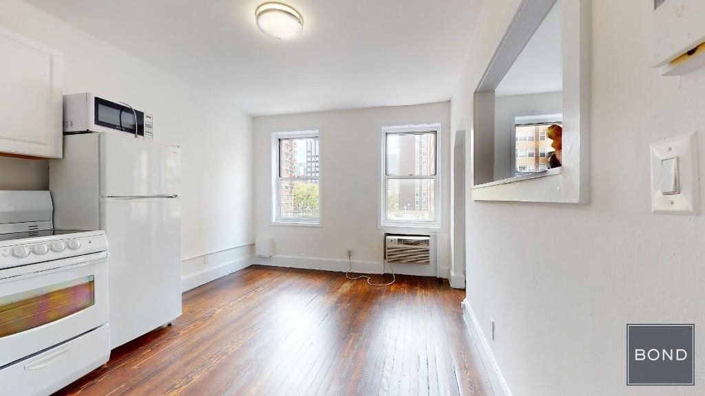 455 Second Avenue  - Photo 0