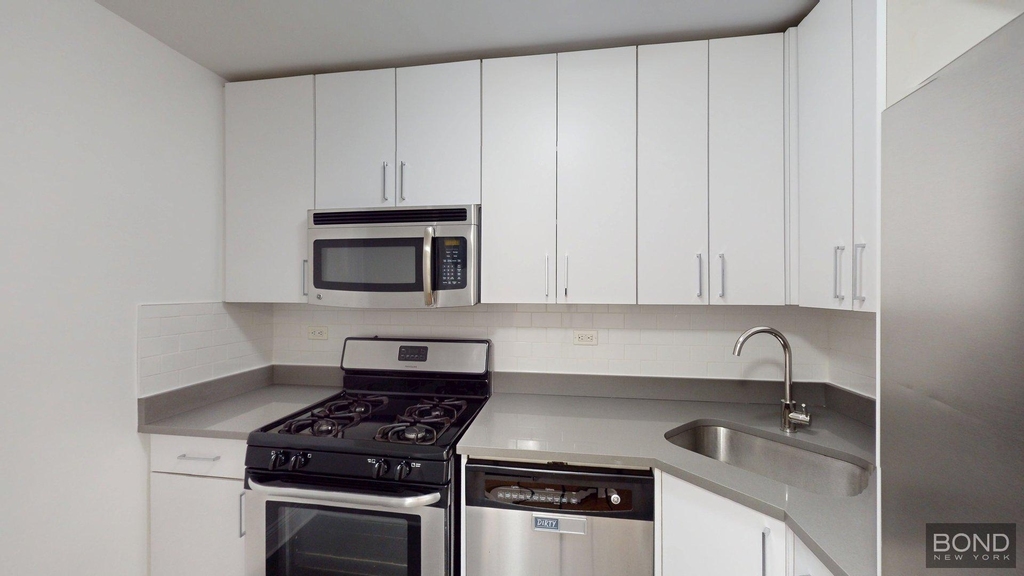 240 east 82nd street  - Photo 1