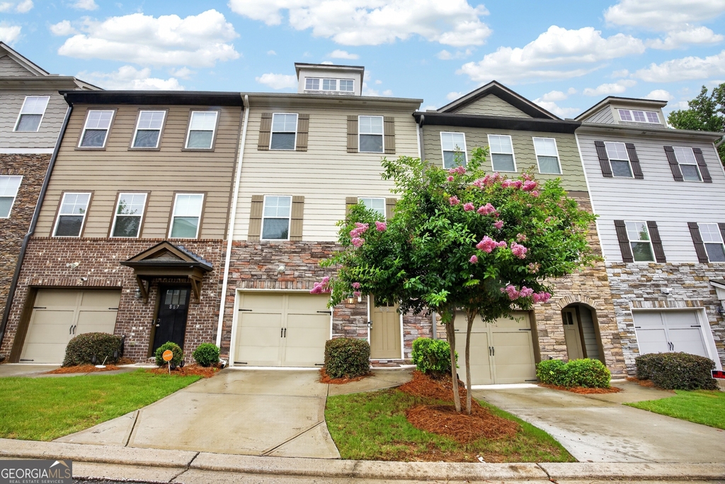 865 Society Circle Sw - Photo 0