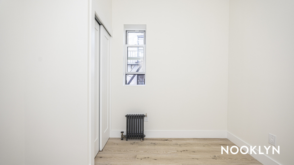 32 Patchen Ave - Photo 12