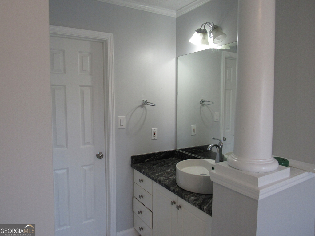 305 Sunderland Circle - Photo 31