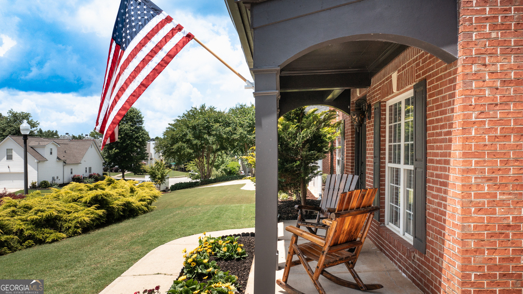 27 Portico Place - Photo 2