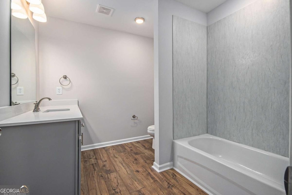 144 Crest Pointe - Photo 11
