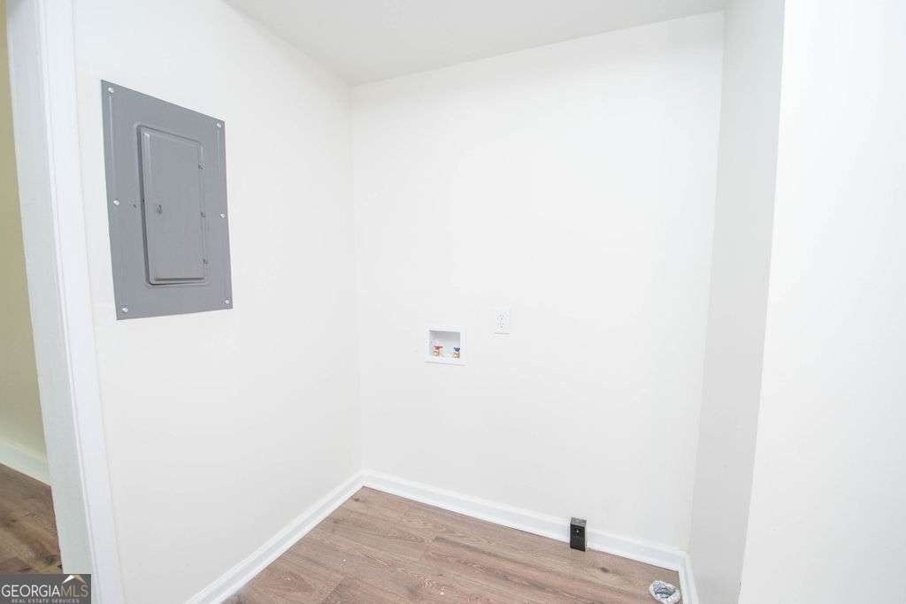903 Georgia Avenue - Photo 9