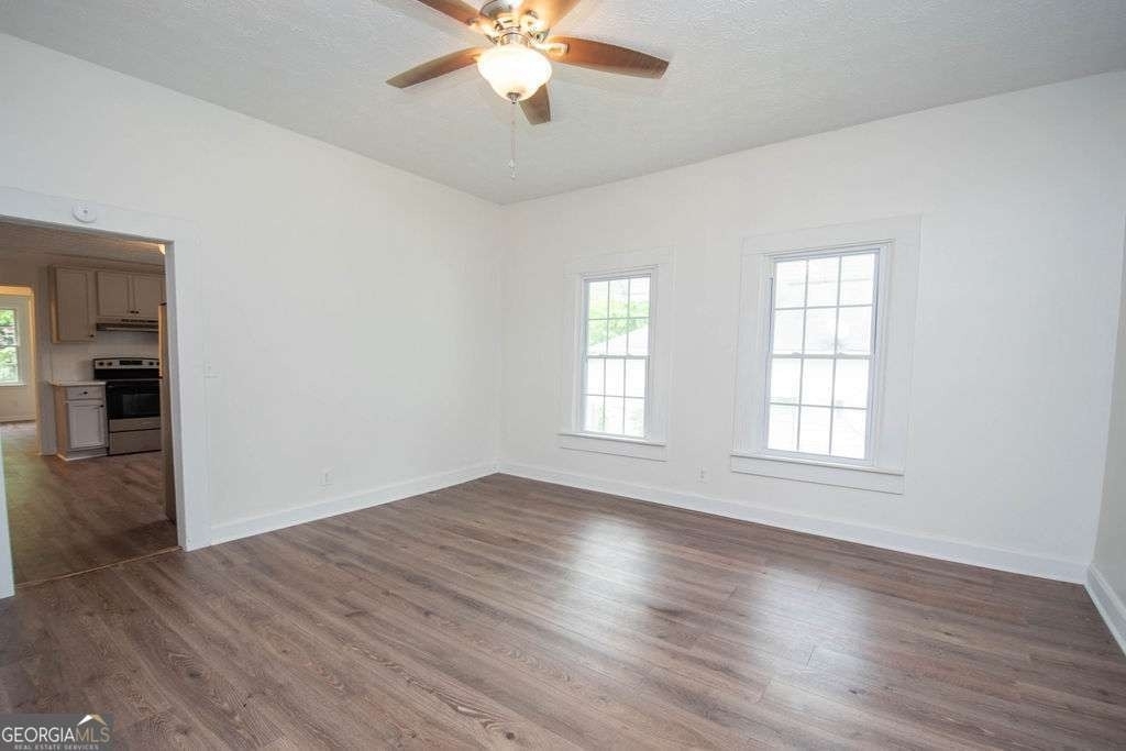 903 Georgia Avenue - Photo 3