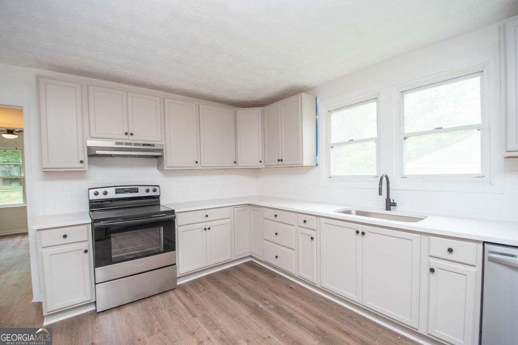 903 Georgia Avenue - Photo 8