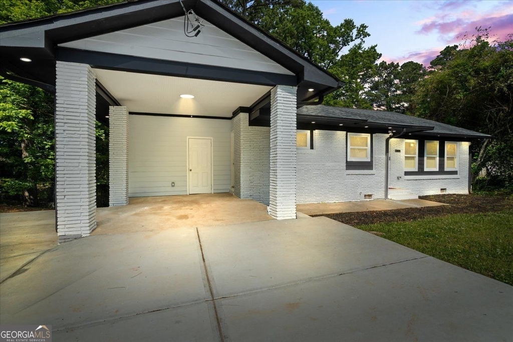 2223 Columbia Drive - Photo 33