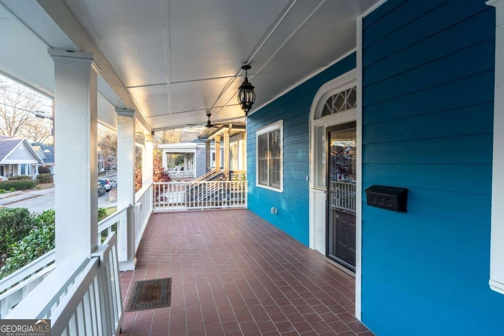 311 Josephine Street Ne - Photo 3