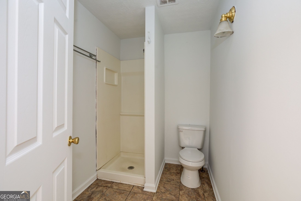 2213 Davis Road - Photo 10