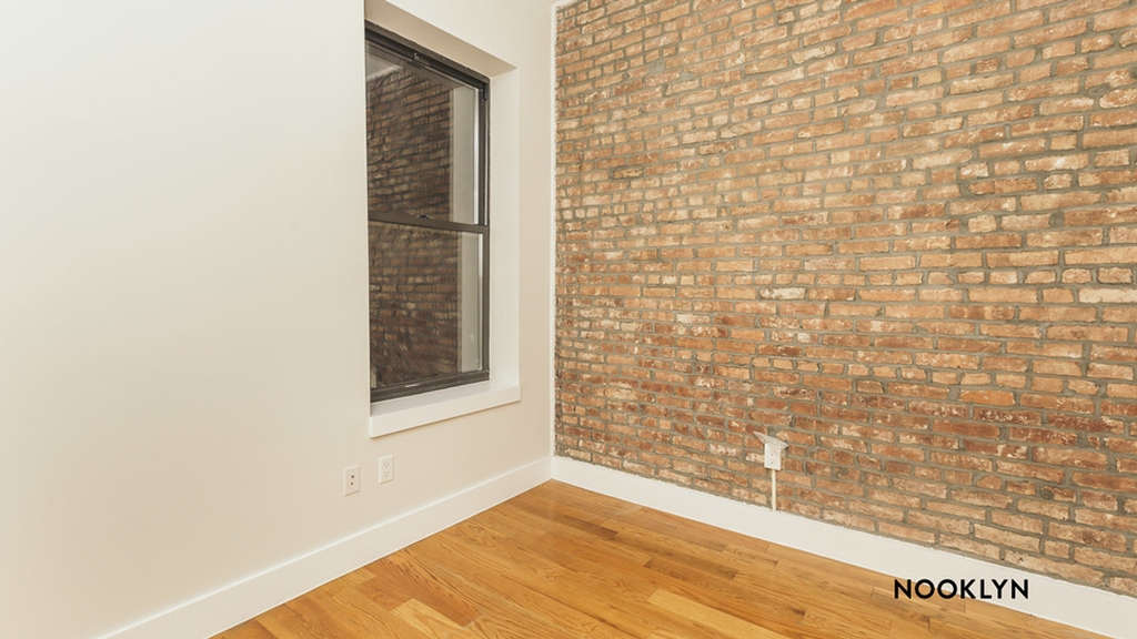 772 Jefferson Ave  - Photo 17