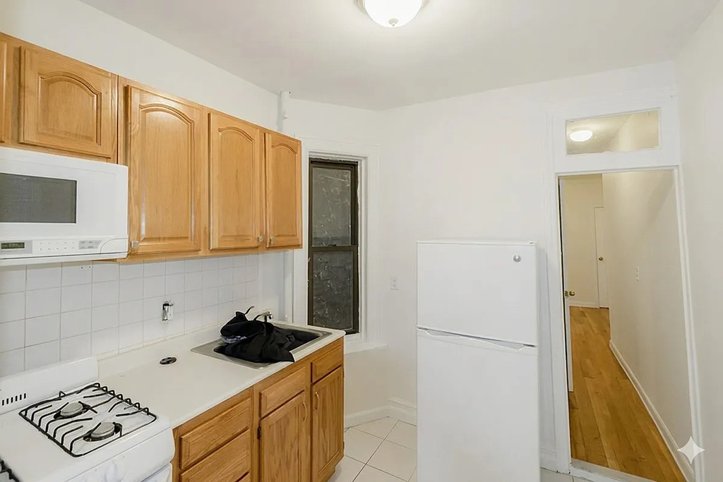 49th Street/9th Avenue - Photo 3