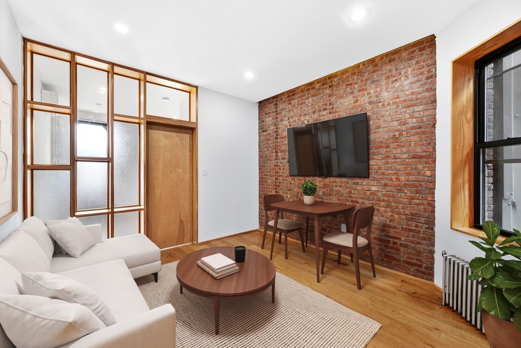 212 Lafayette Street - Photo 1