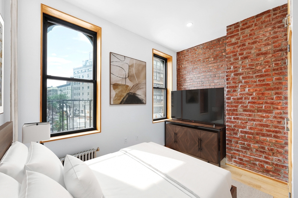212 Lafayette Street - Photo 2