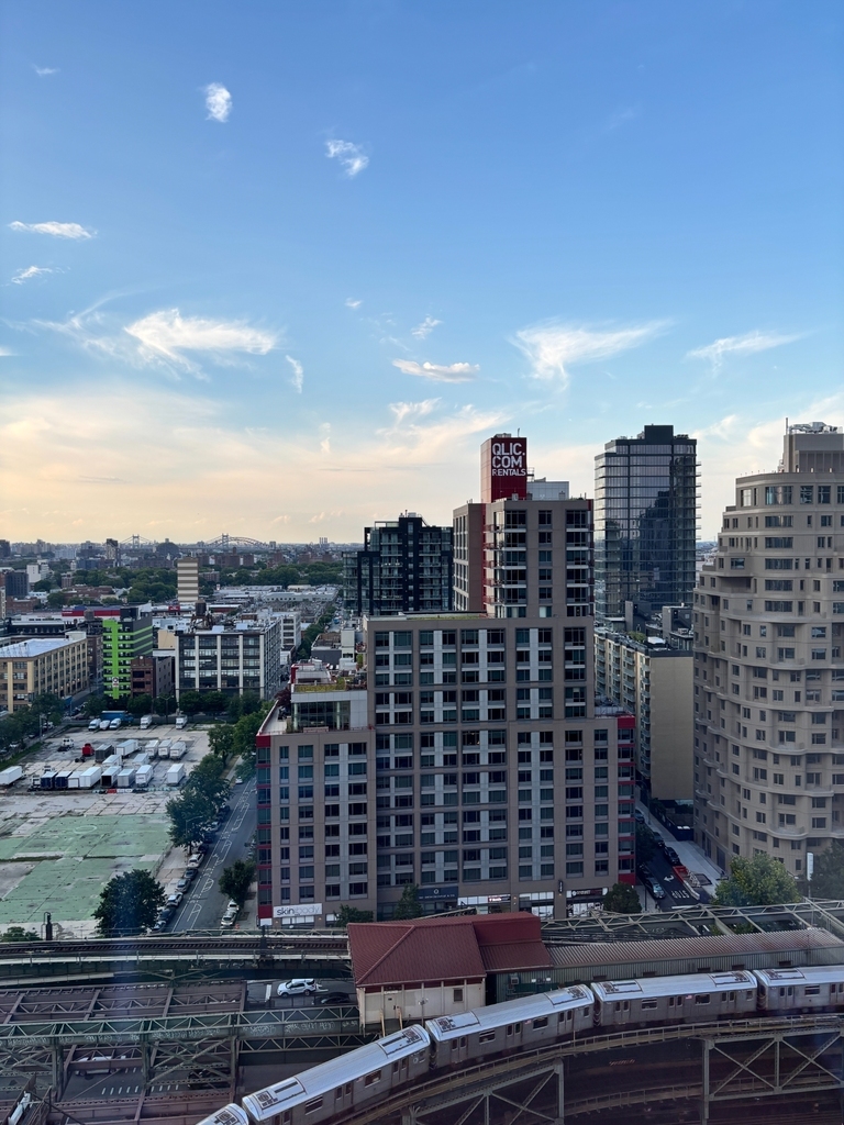 24th St & Queens Plaza S - Photo 12