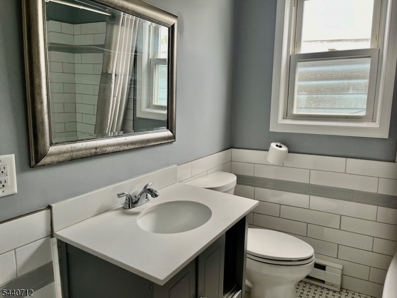 8 Newton Ave - Photo 8