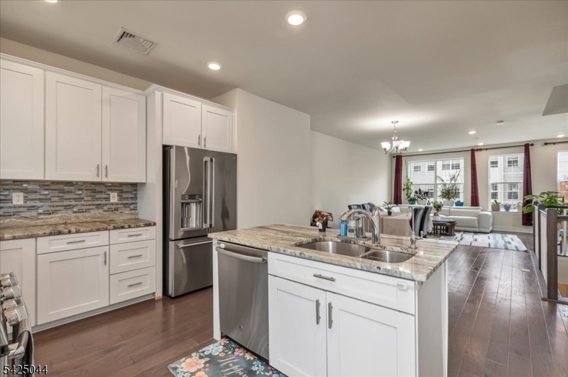 309 Saratoga Ct - Photo 11