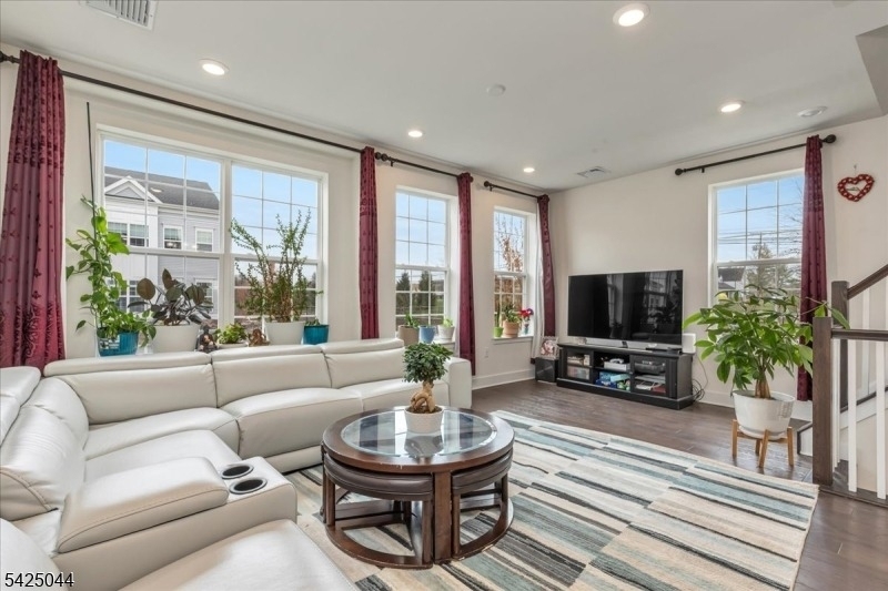 309 Saratoga Ct - Photo 17